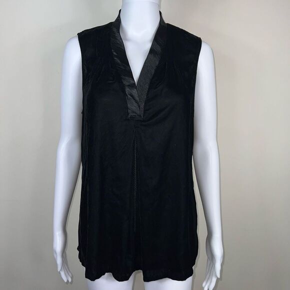 T Tahari Black Velvet Bead Sleeveless Tunic - Picture 1 of 15